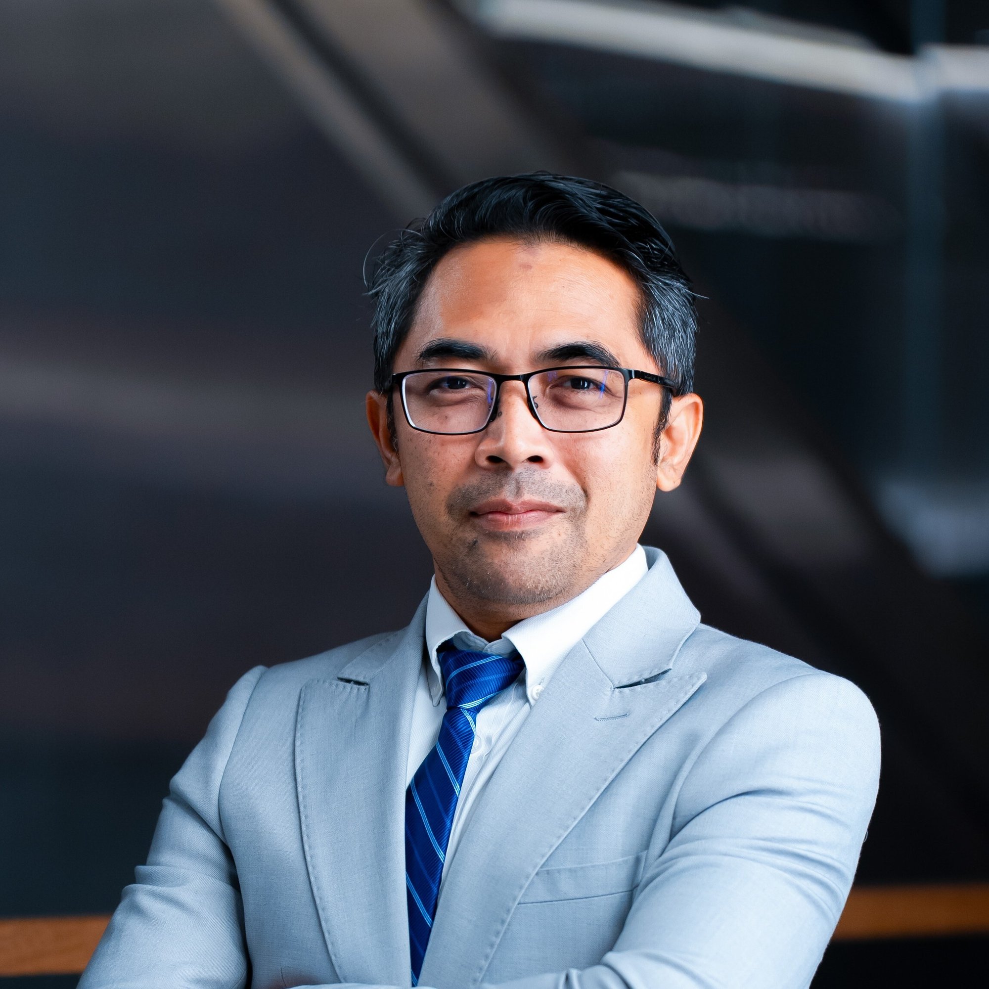 Assoc. Prof. Dr. Izwan bin Ismail