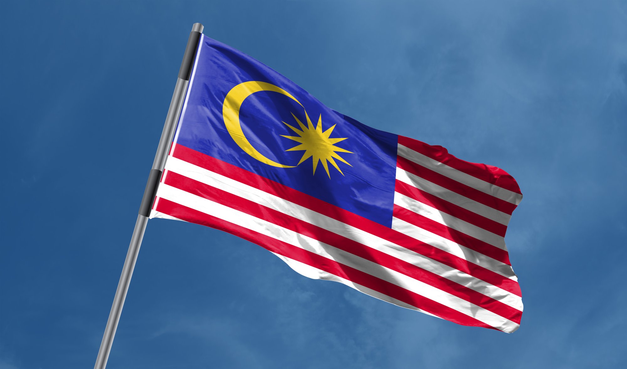 malaysia-flag-waving-1